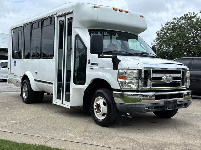 Used 2015 Ford E-350 and Econoline 350 Super Duty RWD image 1