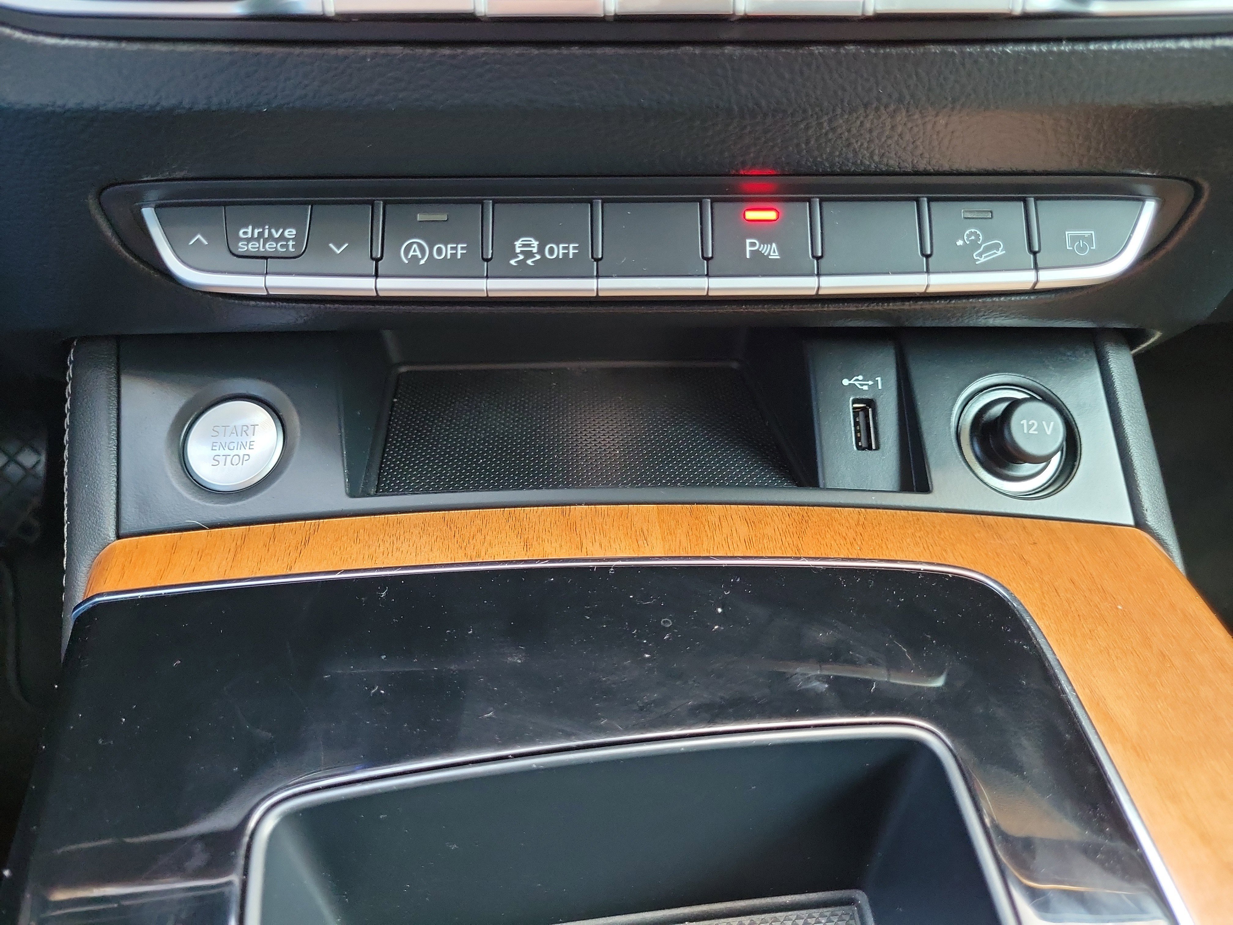 Used 2021 Audi Q5 Premium Plus image 30