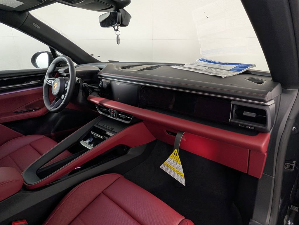 New 2026 Porsche Macan 4 Electric AWD/4WD image 20