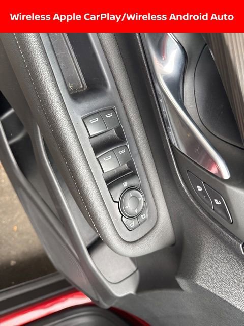 Used 2023 GMC Terrain SLE image 9