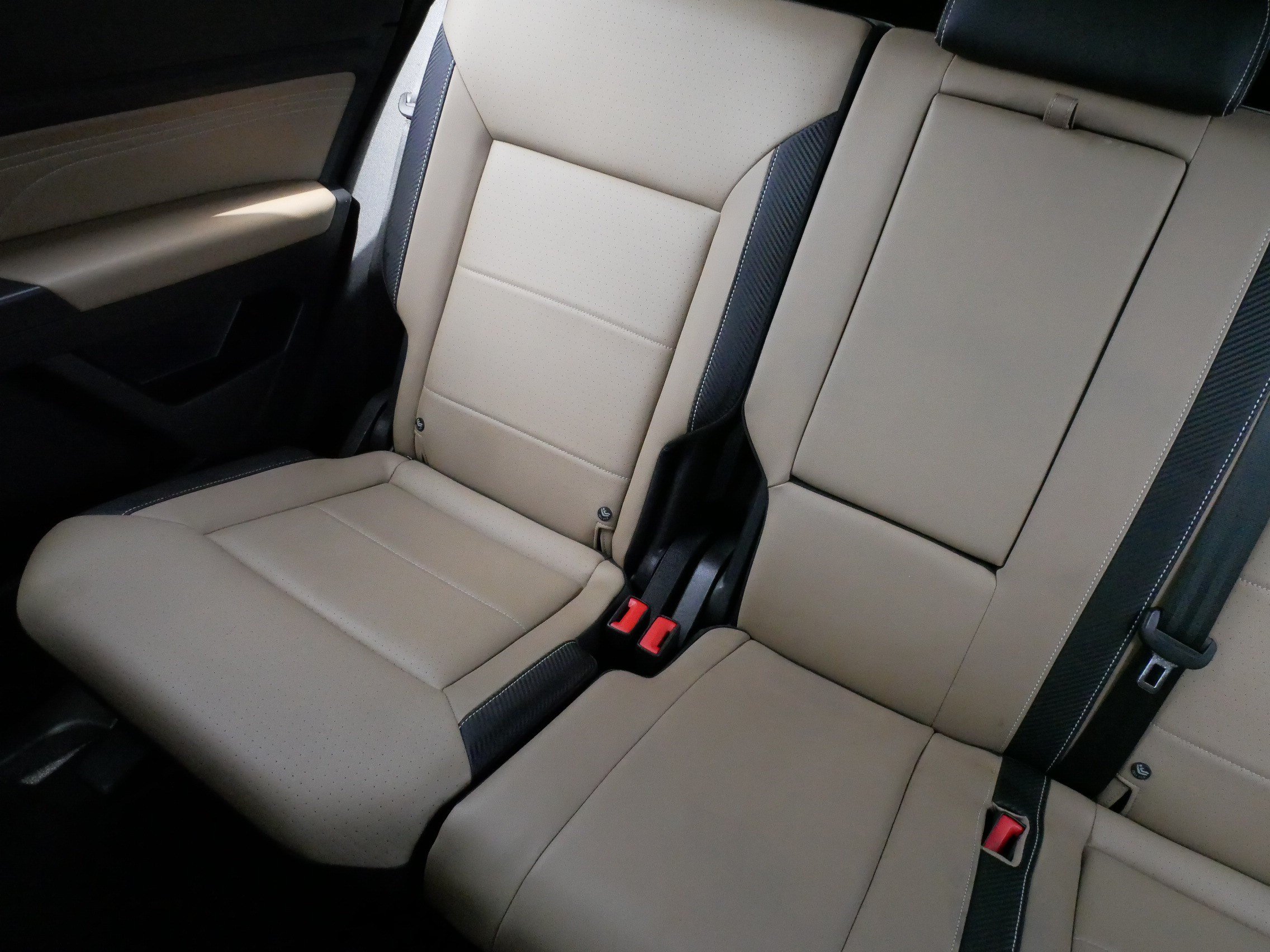 Certified 2023 Volkswagen Atlas Cross Sport SE AWD/4WD image 12