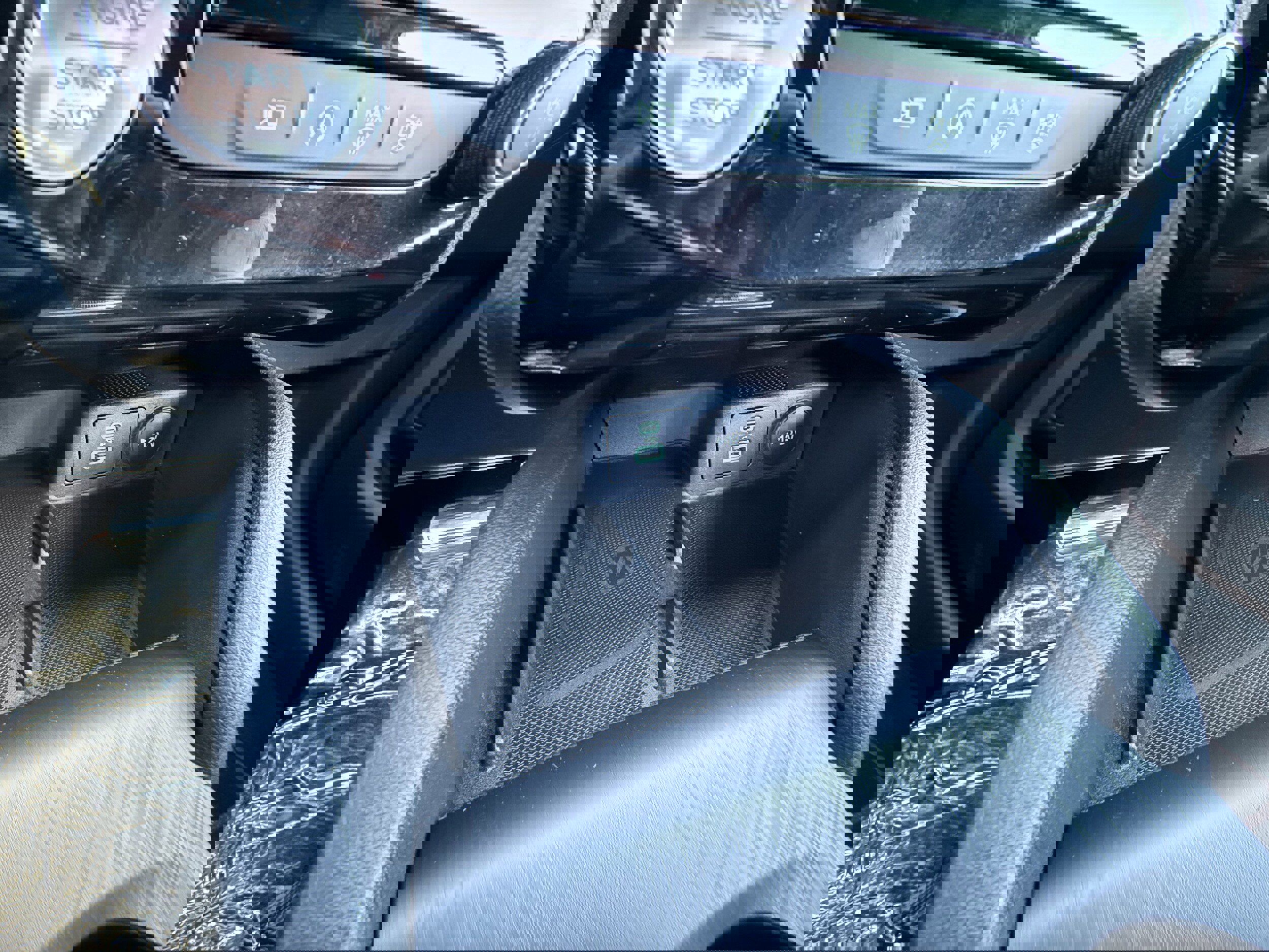 Used 2023 Ford Escape ST-Line Select w/ Tech Pack #2 image 19