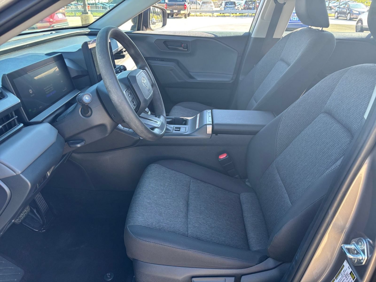 Used 2026 Toyota RAV4 LE AWD/4WD image 25