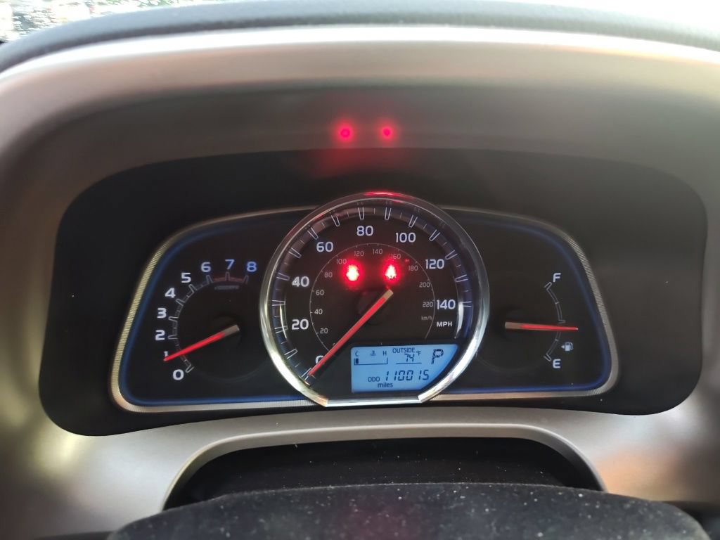 Used 2015 Toyota RAV4 Limited AWD/4WD image 8