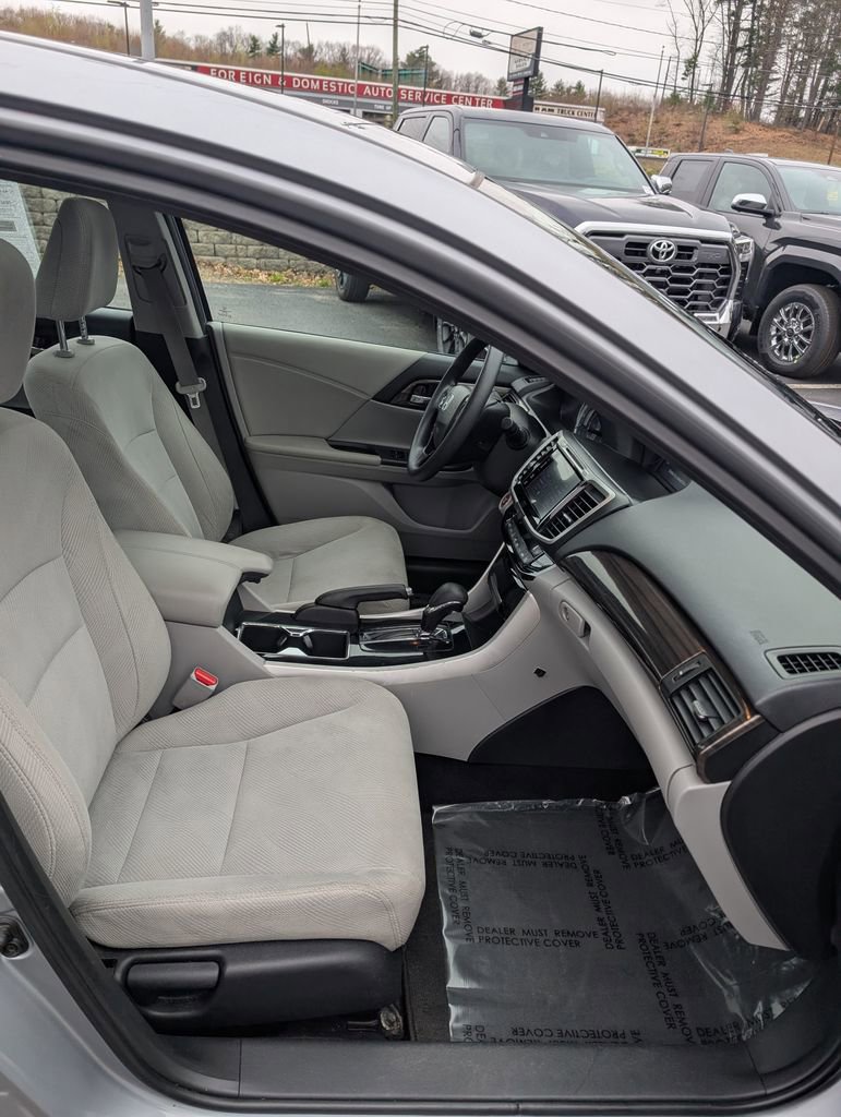Used 2016 Honda Accord EX image 20