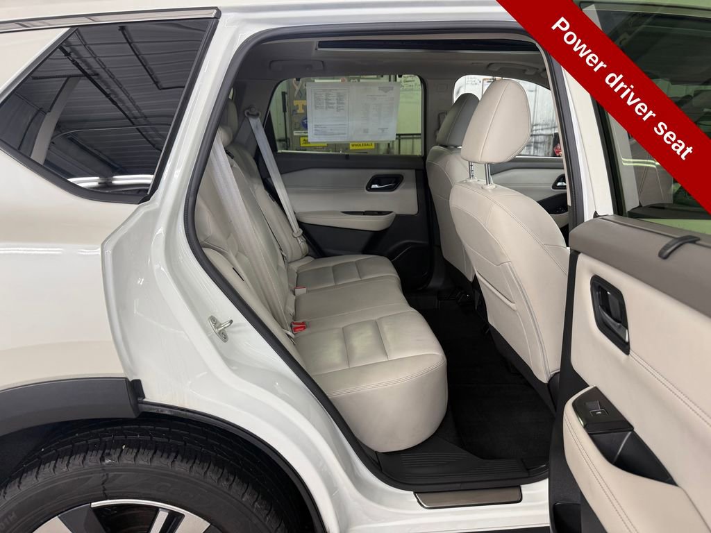 Used 2023 Nissan Rogue SL w/ SL Premium Package image 39