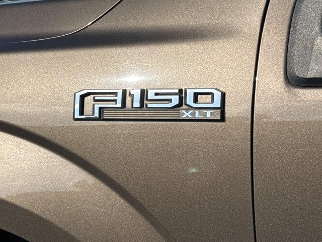 Used 2017 Ford F150 XLT w/ Equipment Group 302A Luxury AWD/4WD image 4