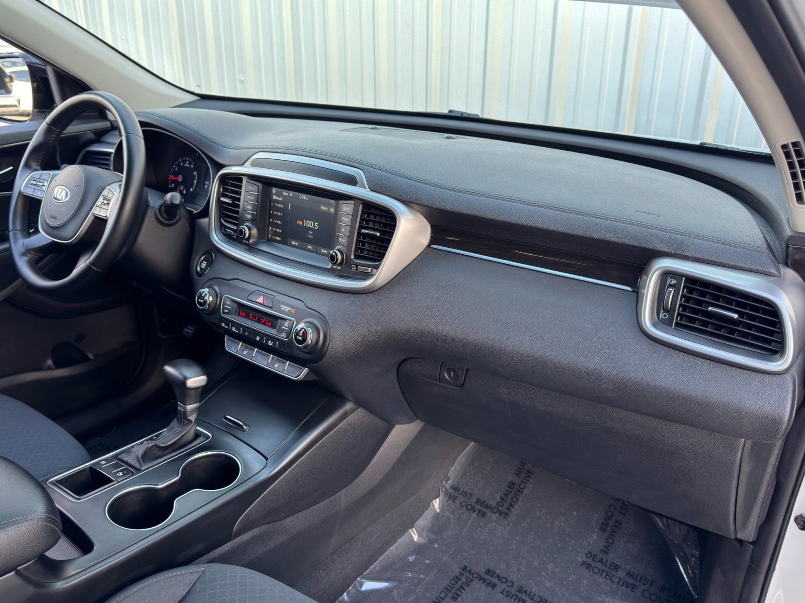 Used 2020 Kia Sorento S image 13