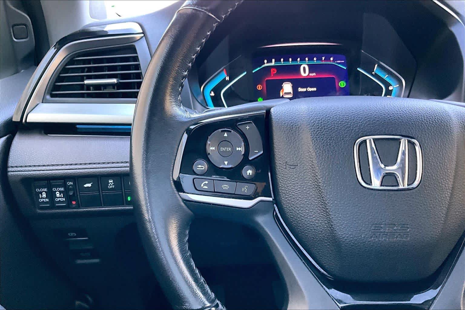 Used 2022 Honda Odyssey Touring image 23