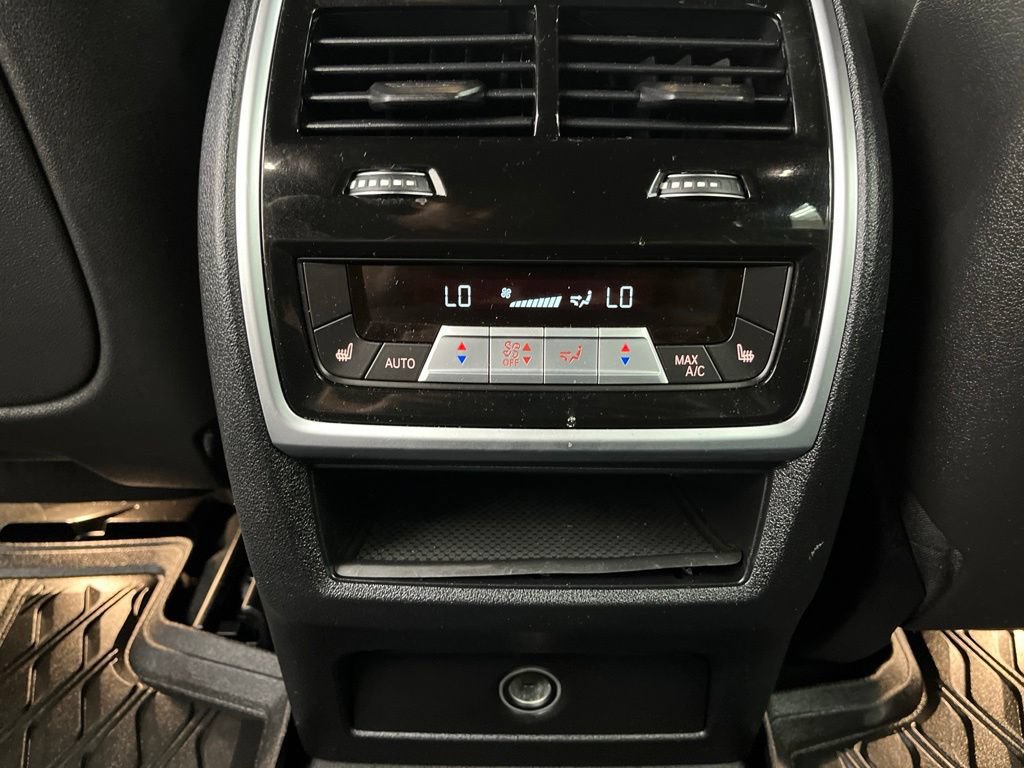 Used 2020 BMW X5 M50i w/ Executive Package AWD/4WD image 26
