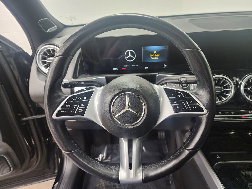 Used 2024 Mercedes-Benz GLB 250 4MATIC image 13