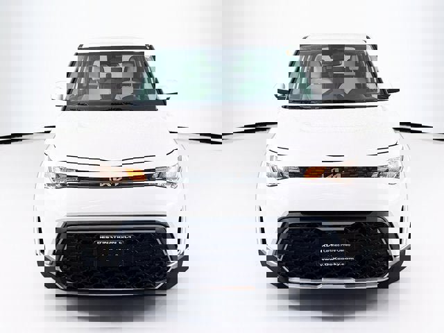 Certified 2023 Kia Soul LX image 2