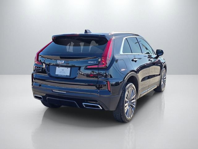 Used 2024 Cadillac XT4 Premium Luxury image 5