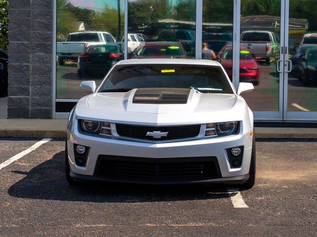 Used 2012 Chevrolet Camaro ZL1 RWD image 7