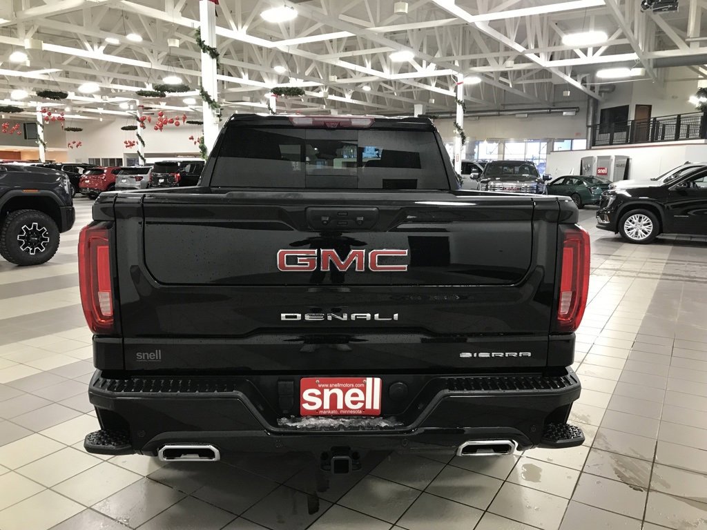 Used 2024 GMC Sierra 1500 Denali w/ Technology Package image 4