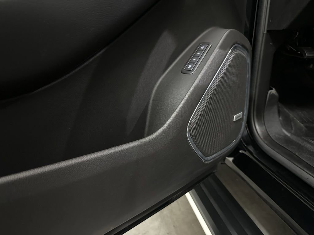 Used 2018 GMC Yukon Denali w/ Denali Ultimate Package image 42