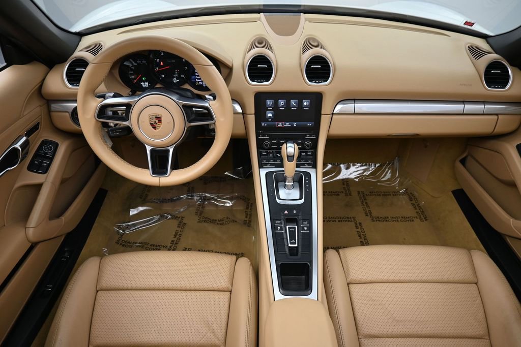 Certified 2017 Porsche 718 Boxster RWD image 6