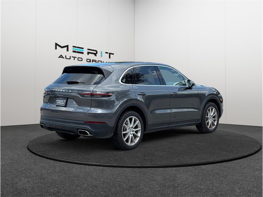 Used 2022 Porsche Cayenne AWD/4WD image 9
