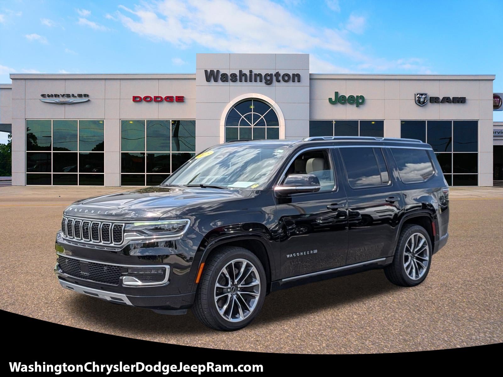 Certified 2025 Jeep Wagoneer Series III w/ Premium Group I AWD/4WD image 1