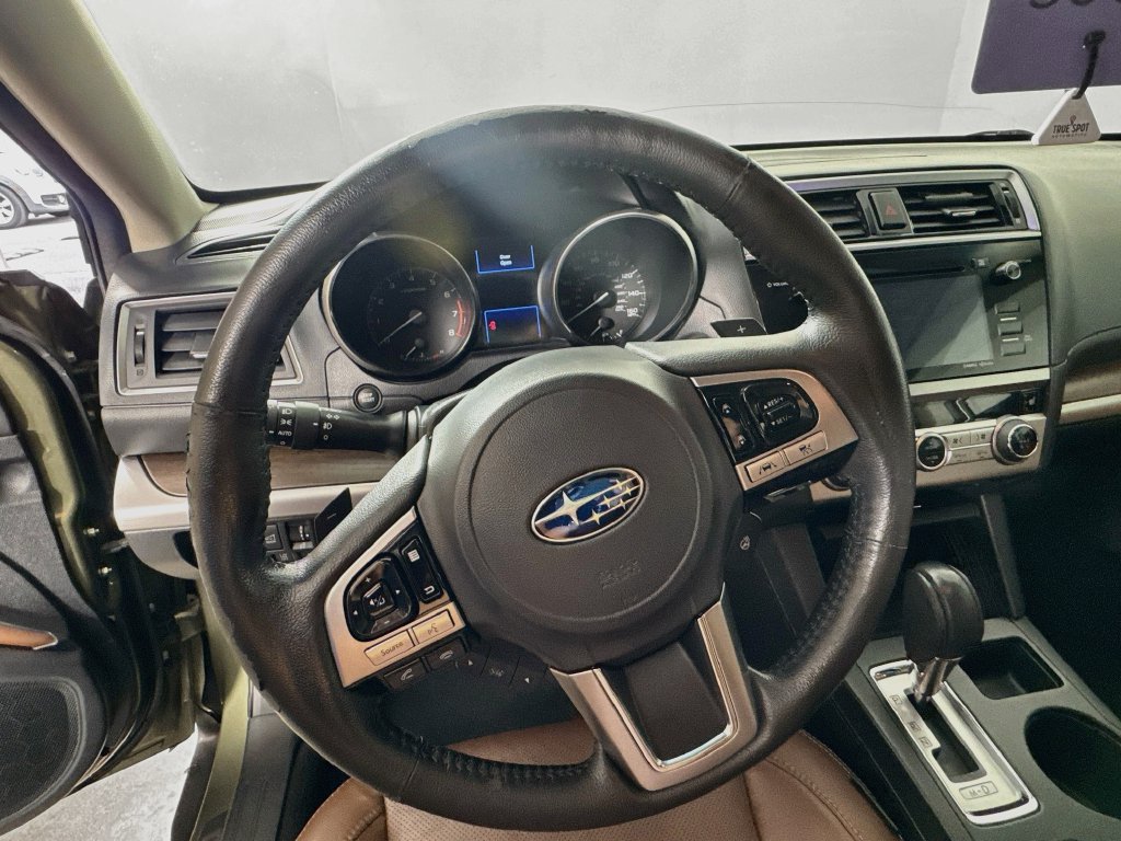 Used 2017 Subaru Outback 3.6R Touring w/ Popular Package #5A AWD/4WD image 11