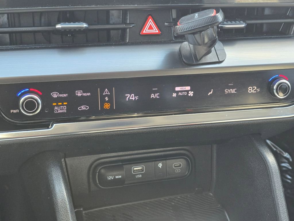 Used 2023 Kia Sportage EX AWD/4WD image 22