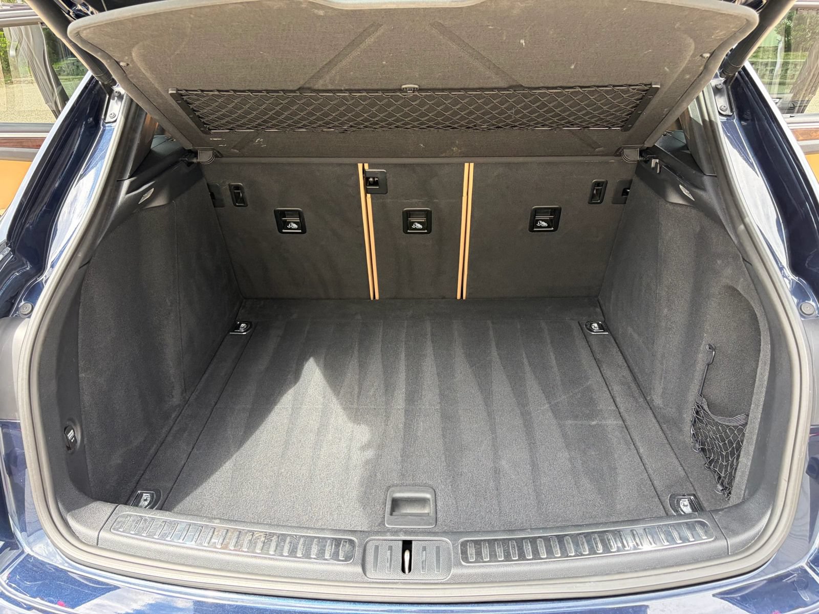 Used 2017 Porsche Macan S AWD/4WD image 24