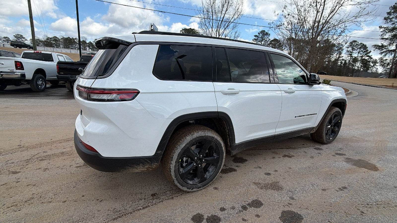 New 2026 Jeep Grand Cherokee L Limited image 8