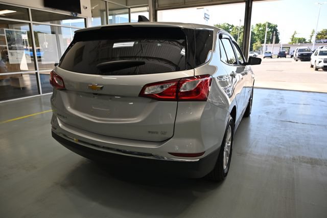 Used 2021 Chevrolet Equinox LT AWD/4WD image 5