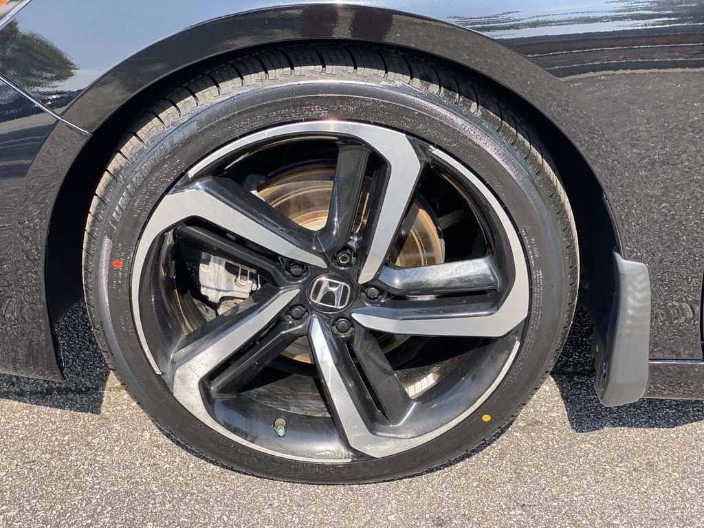 Used 2022 Honda Accord Sport image 11