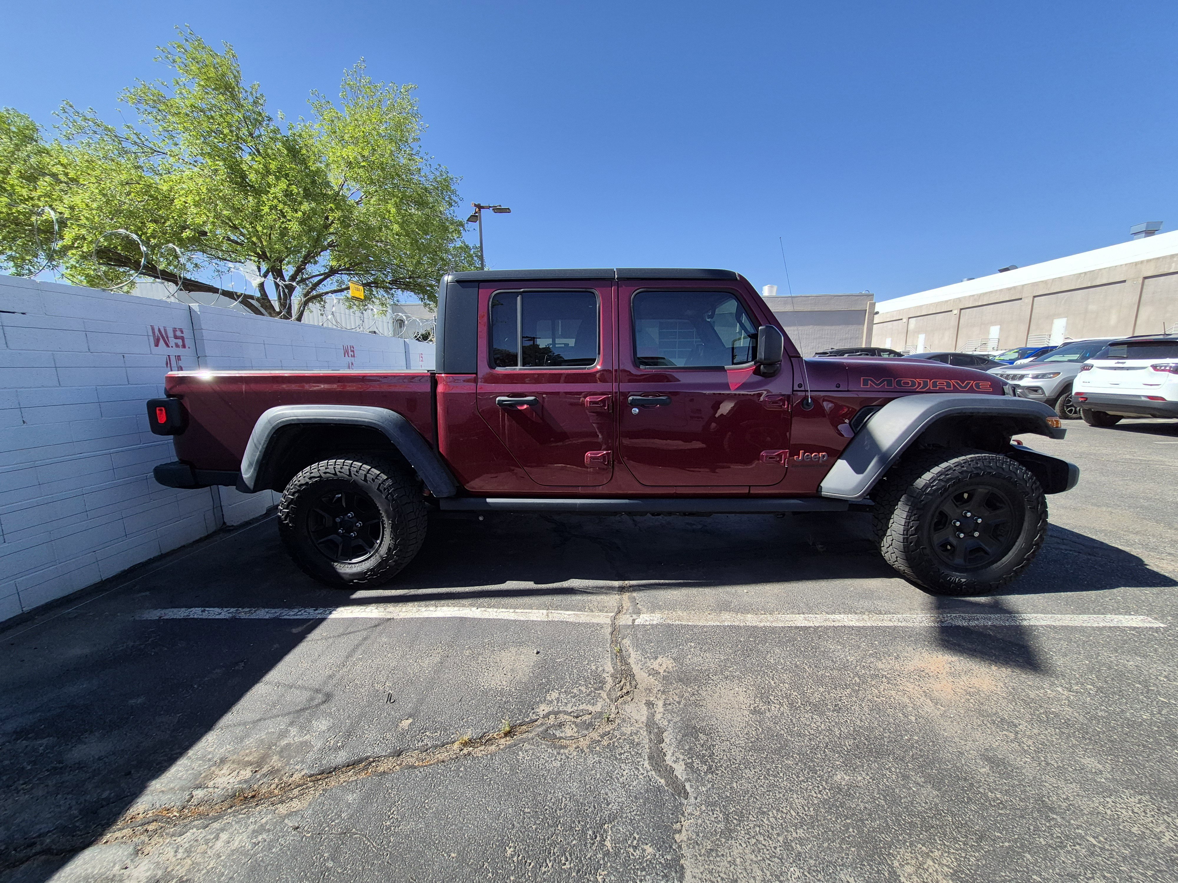 Used 2021 Jeep Gladiator Mojave image 31