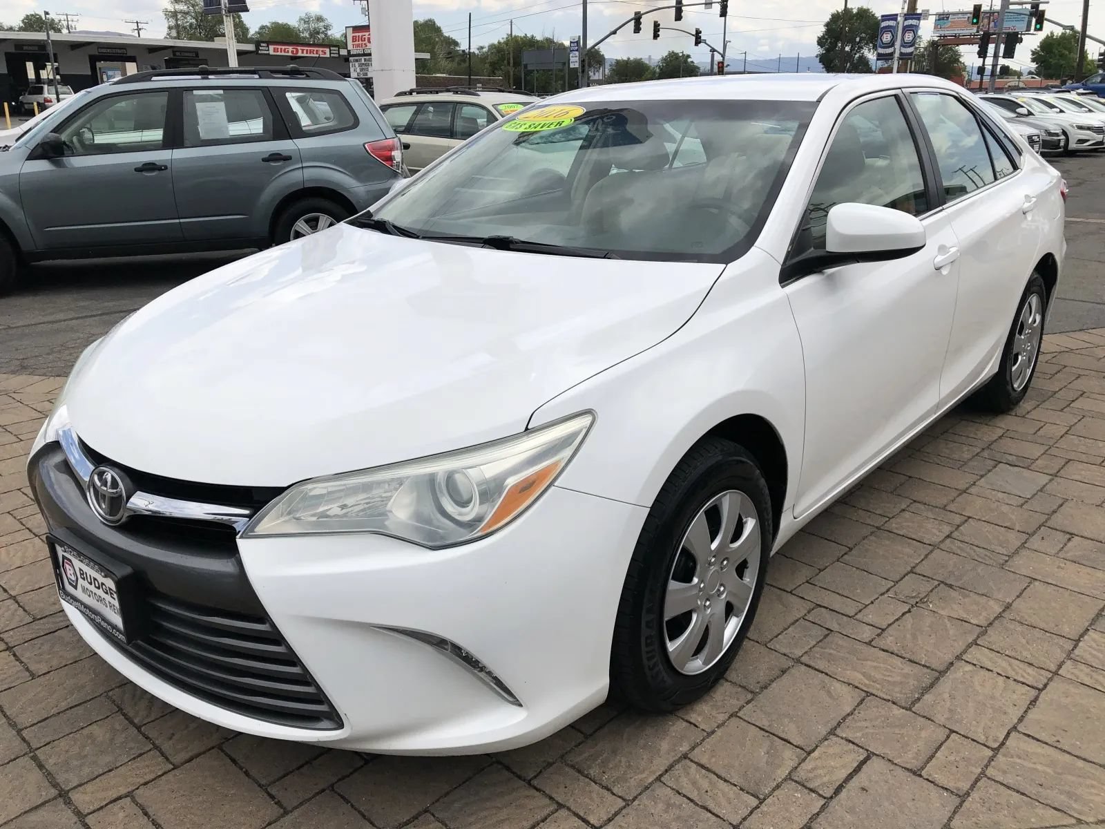 Used 2016 Toyota Camry LE FWD image 6