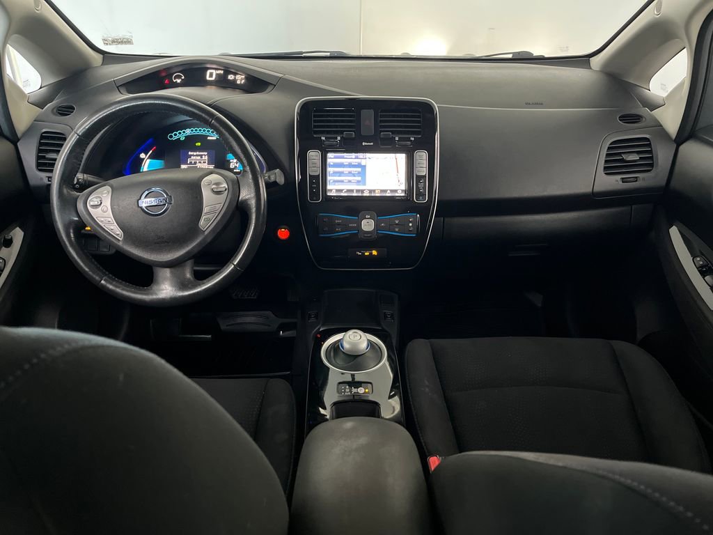 Used 2017 Nissan Leaf SV image 30