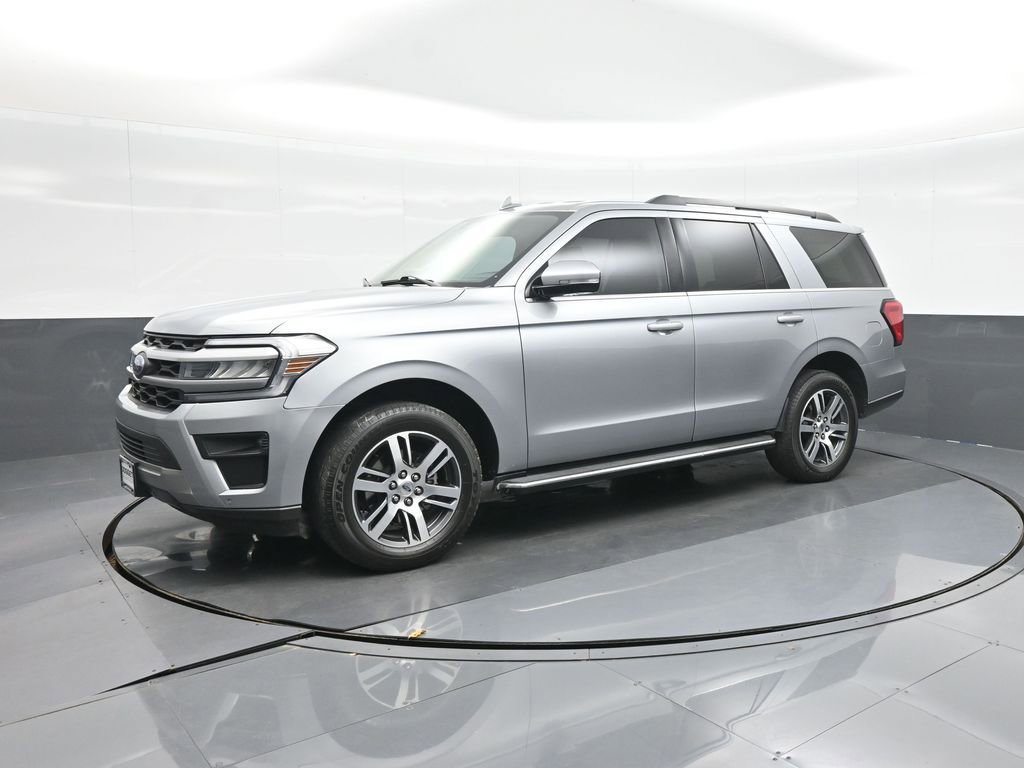 Used 2022 Ford Expedition XLT image 25