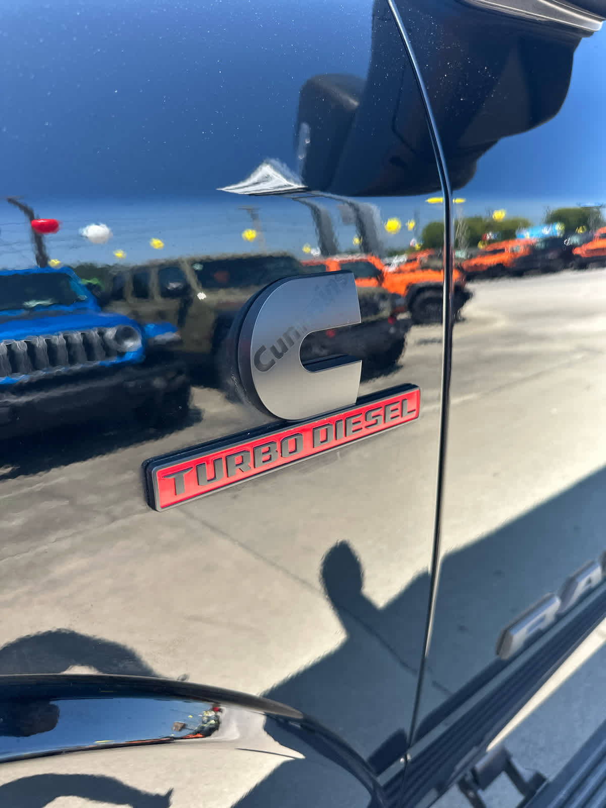 Used 2024 RAM 3500 Limited AWD/4WD image 13