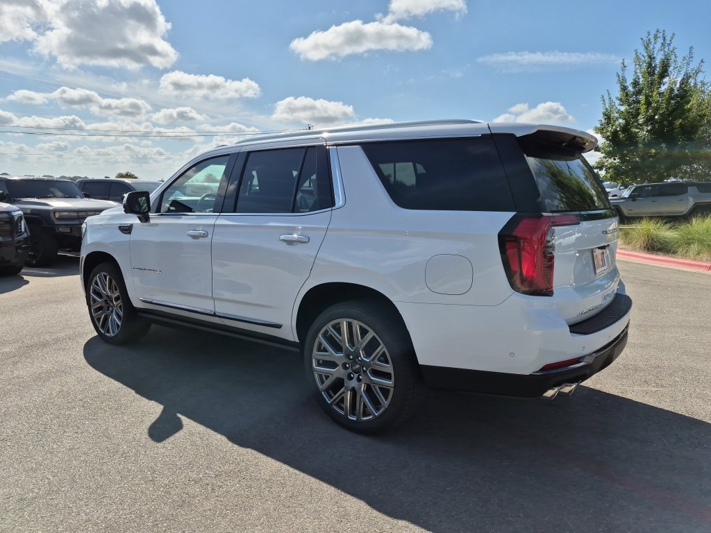 New 2026 GMC Yukon Denali Ultimate w/ LPO, Floor Liner Package AWD/4WD image 7