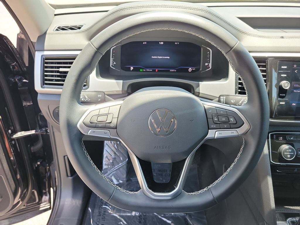 Used 2023 Volkswagen Atlas SE w/ Black Wheel Package FWD image 28