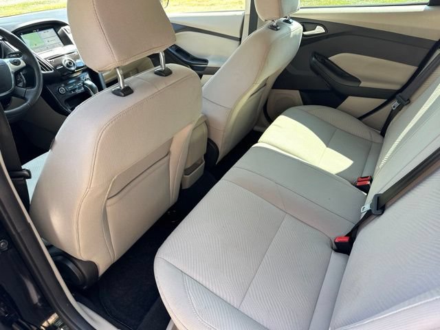 Used 2017 Ford Focus Electric Hatchback FWD image 15