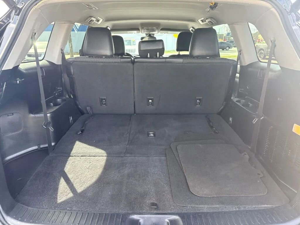 Used 2017 Toyota Highlander Plus w/ Protection Package #3 AWD/4WD image 12