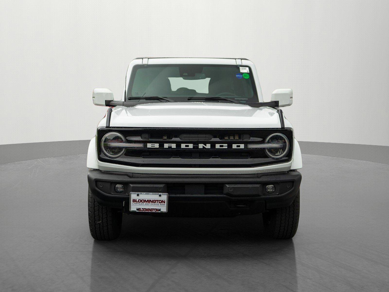 Used 2024 Ford Bronco Outer Banks AWD/4WD image 2