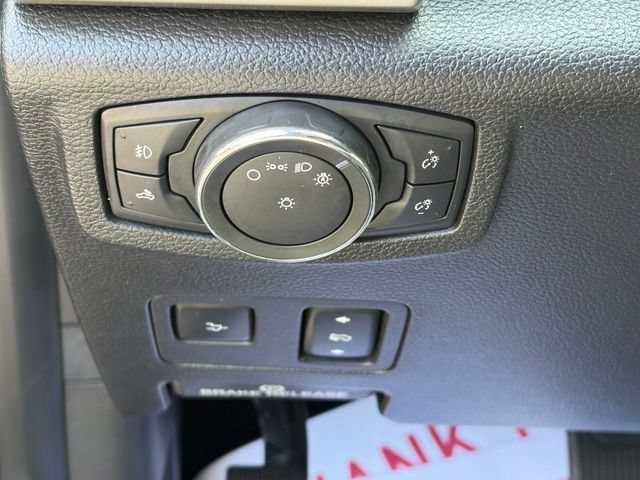 Used 2017 Ford F250 Lariat w/ Lariat Ultimate Package AWD/4WD image 27
