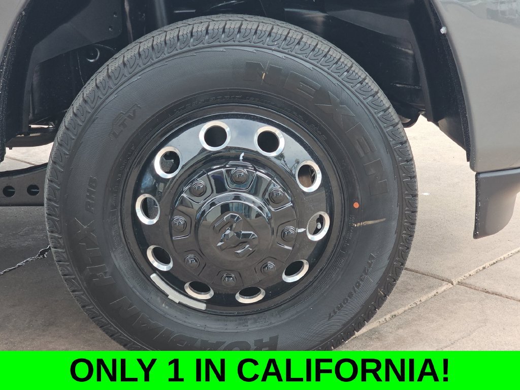 New 2027 RAM 3500 Big Horn AWD/4WD image 39