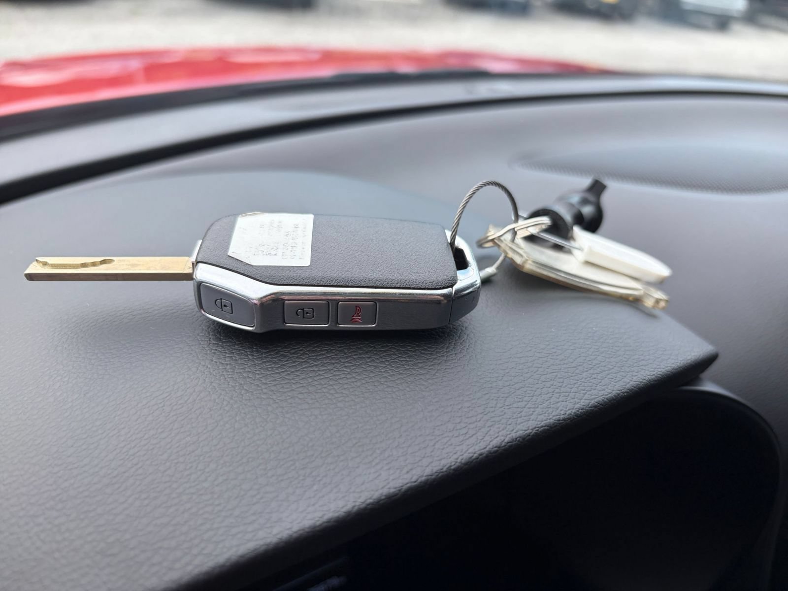 Used 2025 Kia Soul LX w/ LX Technology Package FWD image 19