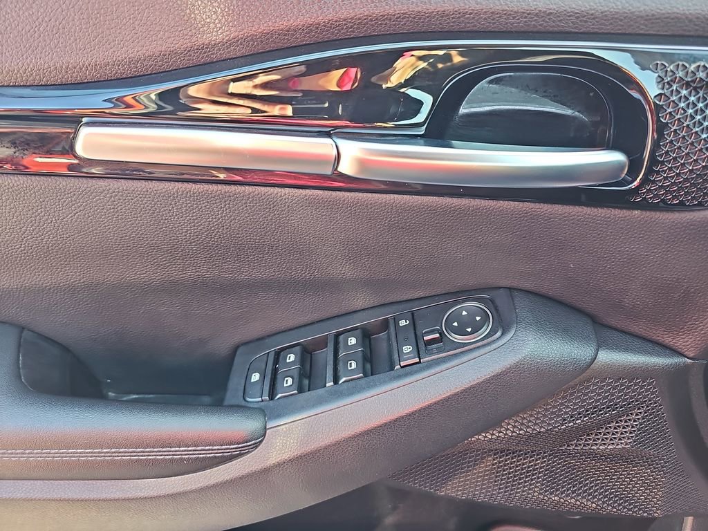 Used 2022 Kia Seltos Nightfall Edition image 31