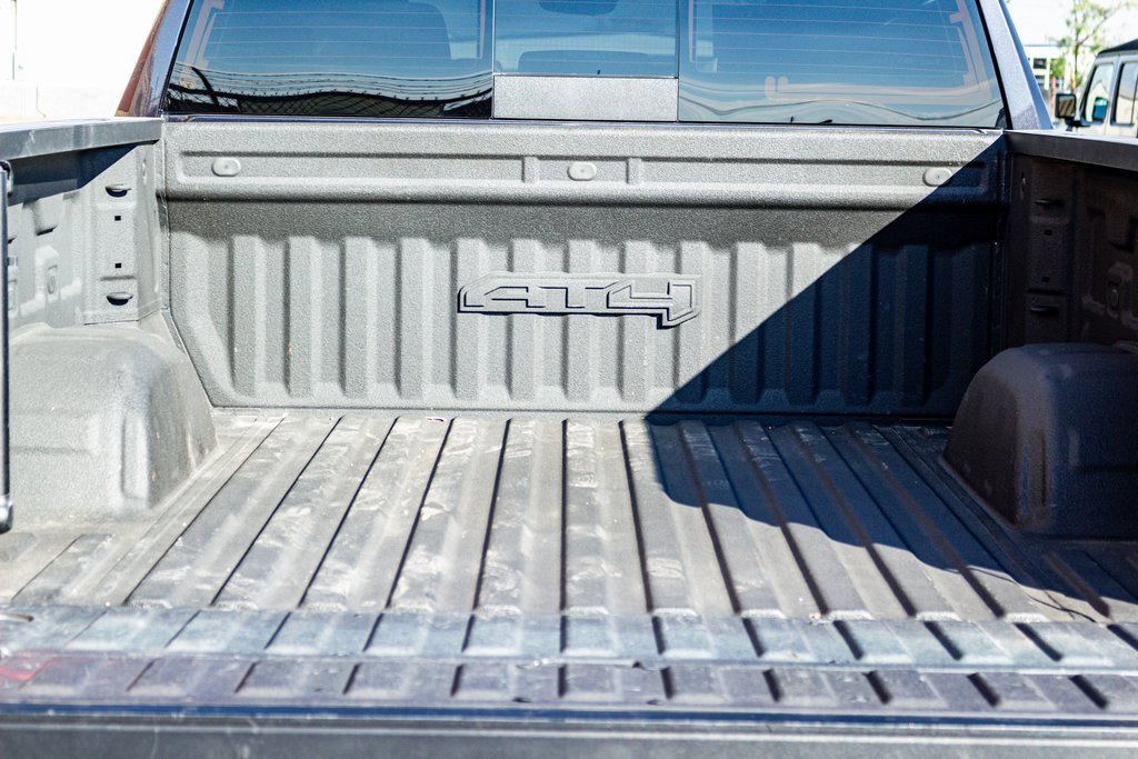 Used 2024 GMC Sierra 1500 AT4 w/ Technology Package image 5