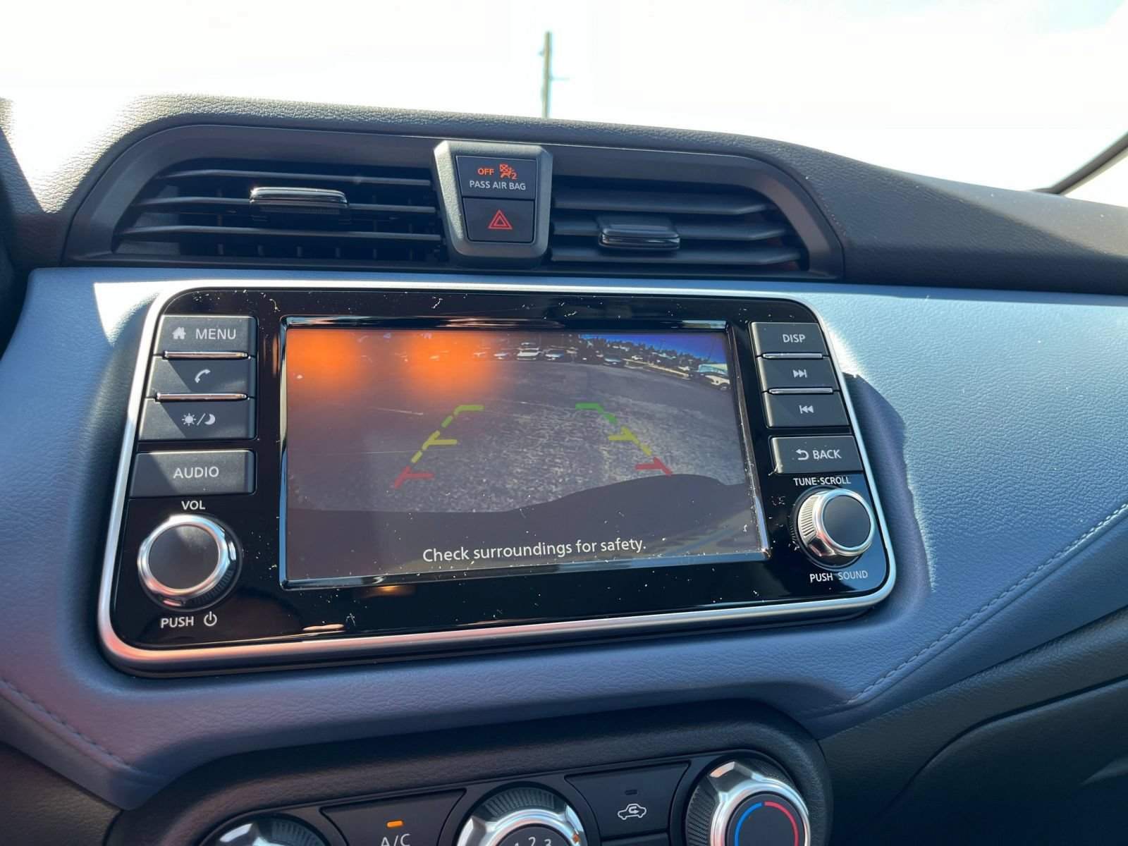 Used 2025 Nissan Versa SV FWD image 20
