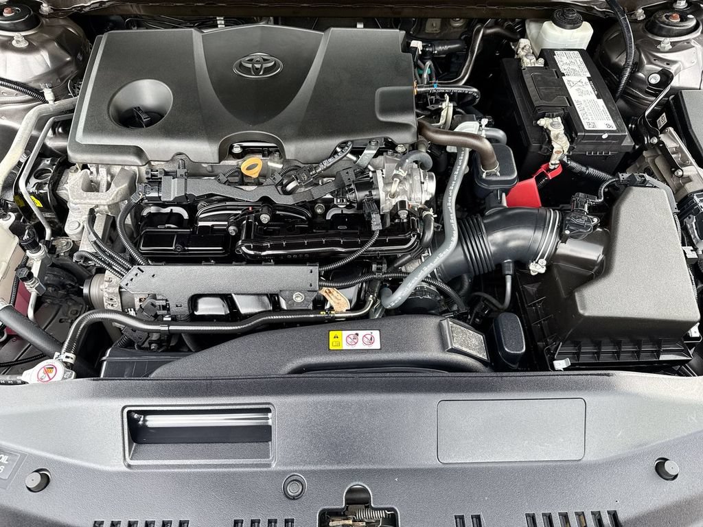 Used 2021 Toyota Camry LE FWD image 26