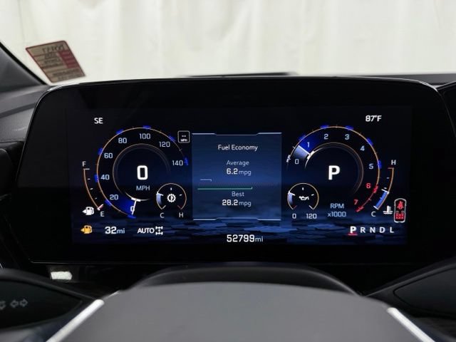 Used 2025 Chevrolet Suburban Z71 AWD/4WD image 26