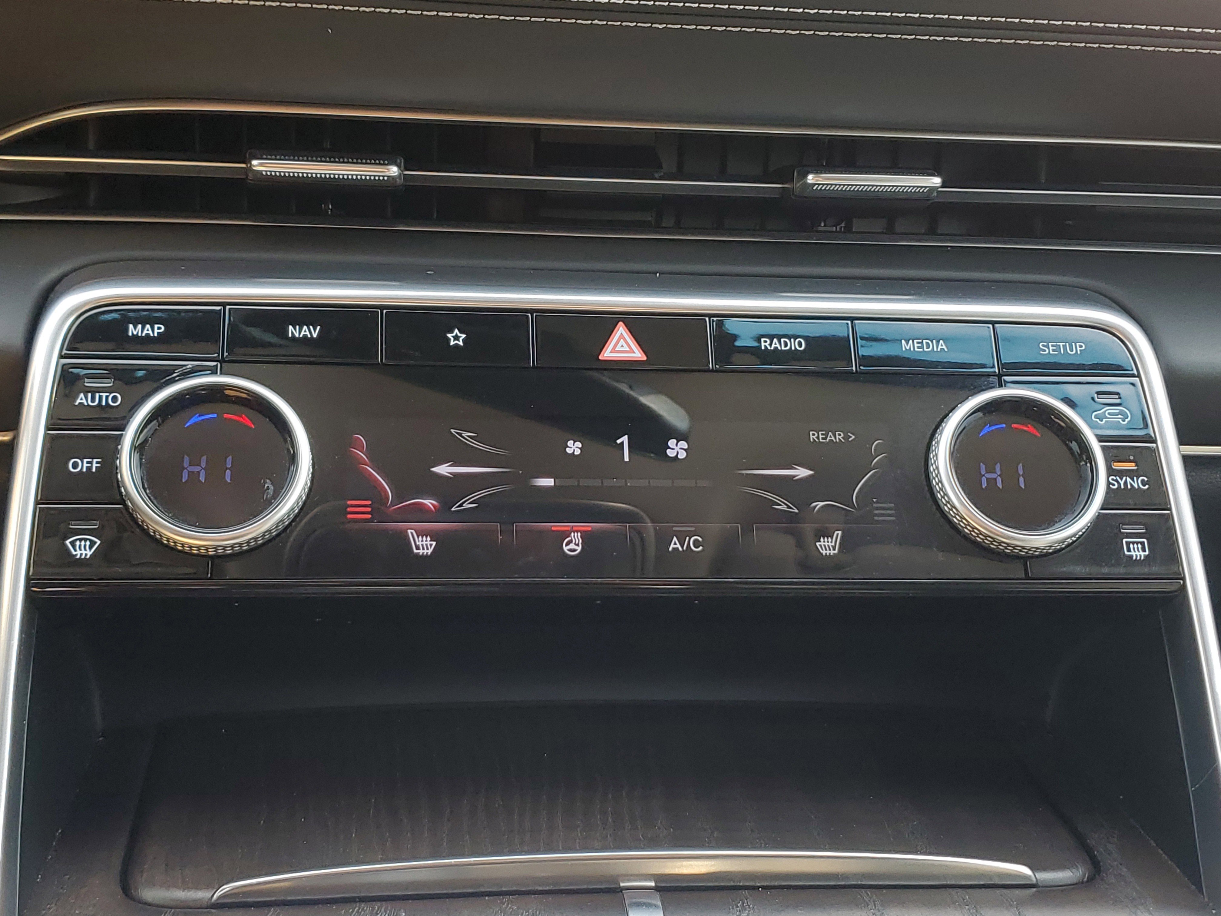 Used 2024 Genesis GV80 2.5T image 27