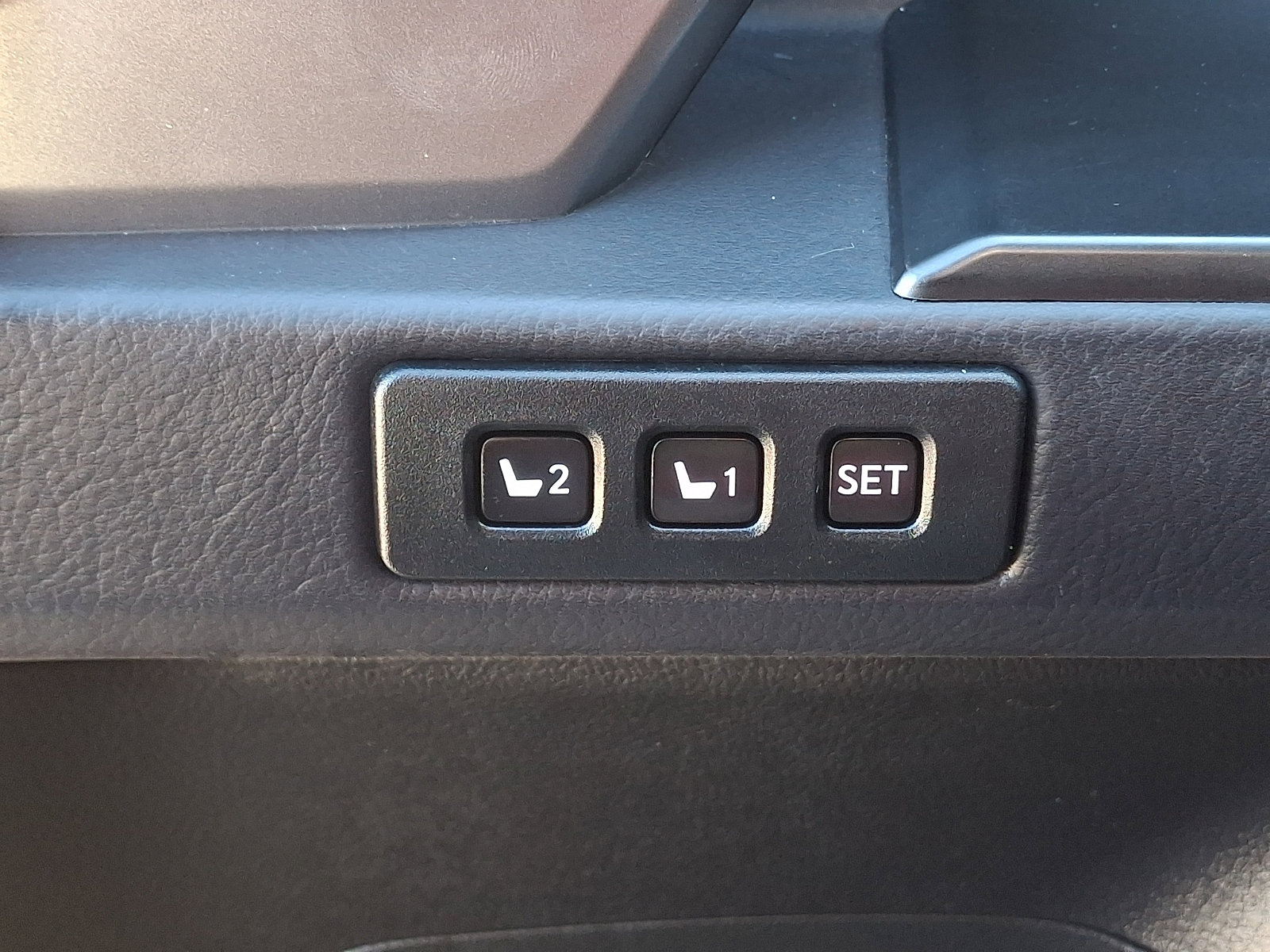 Certified 2023 Lexus GX 460 Luxury w/ Sport Design Package image 29