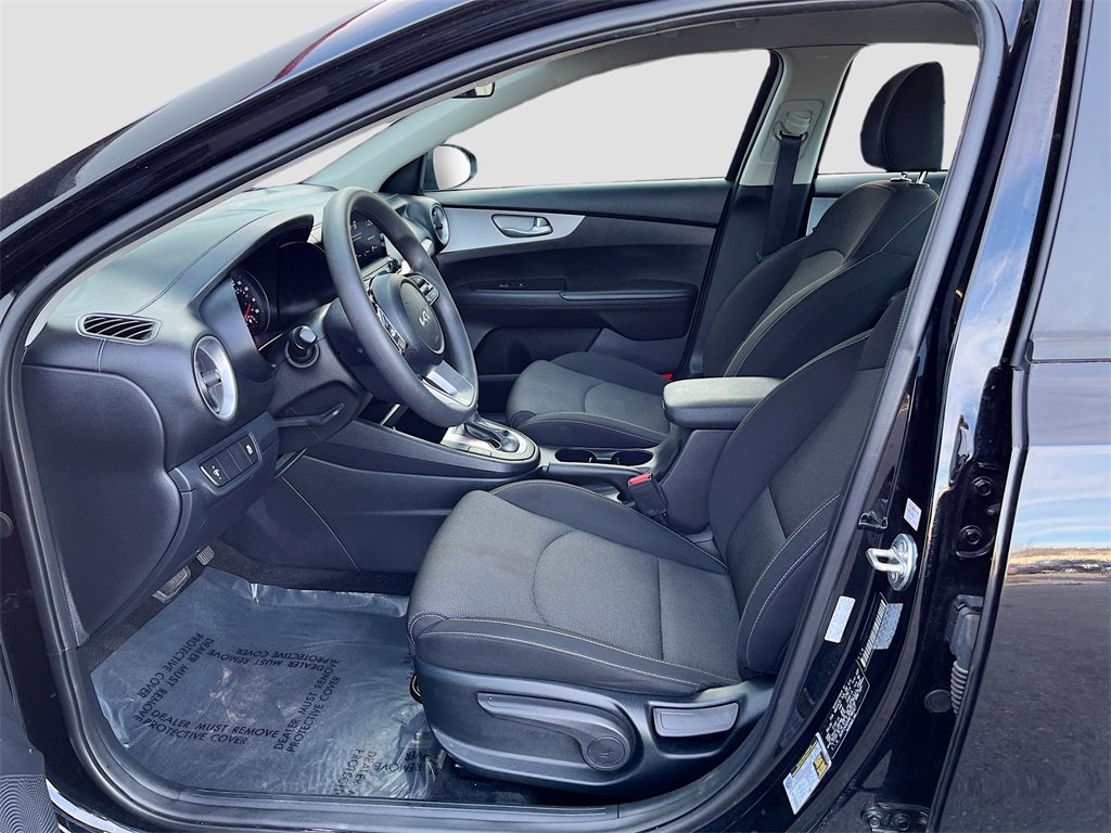 Used 2024 Kia Forte LXS image 20